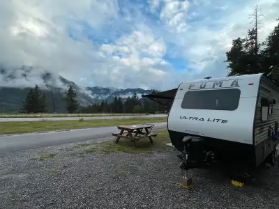 Roulotte Puma Ultra Light 18 pieds à vendre! Comme neuve, en parfait état et très propre. Très peu u...
