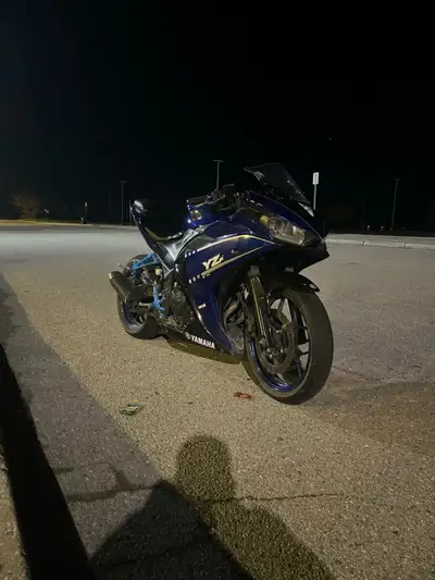 Selling my 2015 r3. Oil change just done. Getting a bigger bike next summer. Open for trades for an...