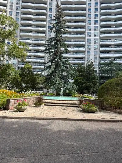 Large Private 10×15 ft Bedroom — $1,200/month Available November 1 | Female roommate only * 5-minute...