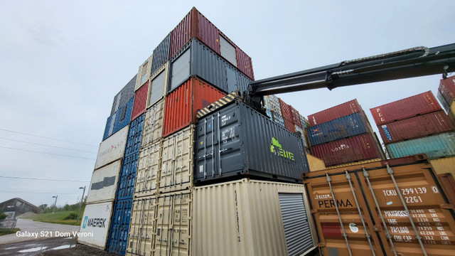 SHIPPING CONTAINERS 5*1*9*2*4*1*1*8*4*2 SEA CANS 20FT C CAN 20' in Storage Containers in Stratford