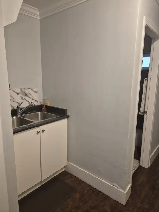 House in North Delta in British Columbia in Canada - Image 7