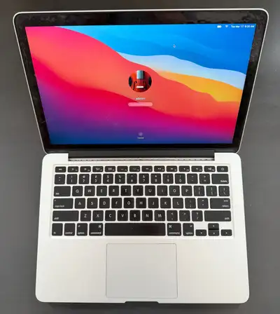 Mid 2014 MacBook Pro 13 Retina Display 2560x1600 8GB RAM 128GB SSD 2.6GHz i5 Intel CPU Intel Iris Gr...