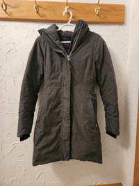 The North Face Women's Winter Parka (Size- XS) !