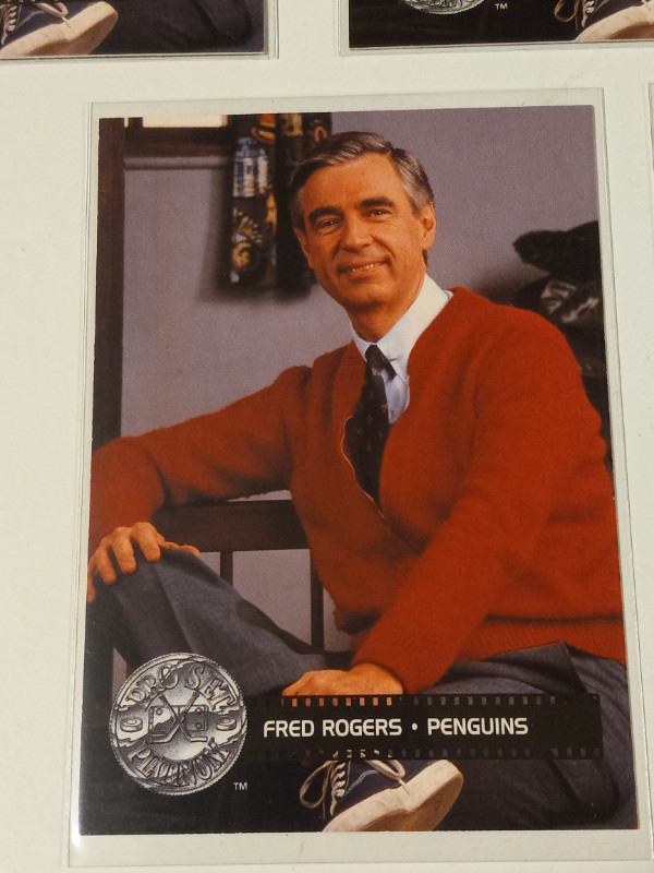 Hockey Cards Pro Set Mr. Rogers RC,Burton Cummings,Macchio Lot in Arts & Collectibles in Trenton - Image 2