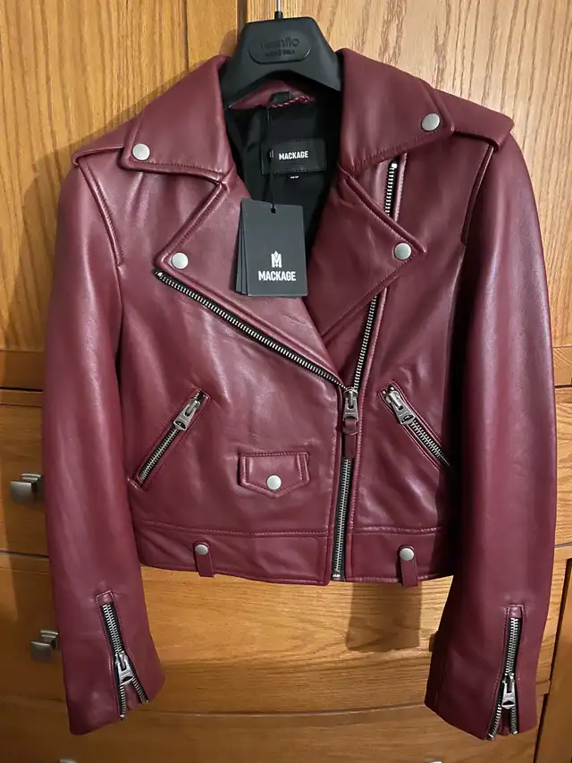 Brand new MACKAGE lambskin leather jacket in Women's - Tops & Outerwear in City of Montréal - Image 2