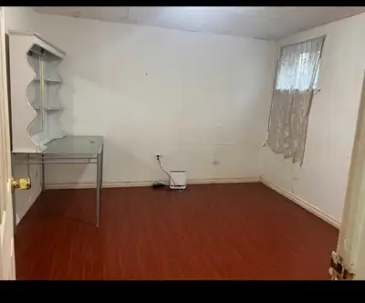one bedroom for rent in Scarborough