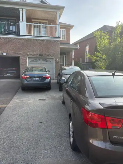 3 BED 3BATH  HOUSE FOR RENT UPPER FLOOR MISSISSAUGA