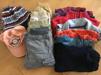 13 PIECES CHILDREN’S PLACE BRAND 2T CLOTHING DENIM LEVI JEANS, View more