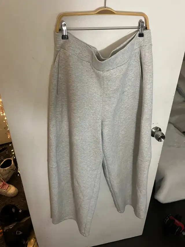 GapFit Wide Leg Sweatpants