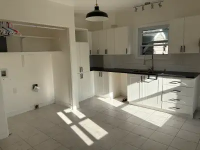 5½ à louer - 3 chambres fermées, rénové, tranquille - St-Jérôme�1575 $ / mois - Disponible à partir...