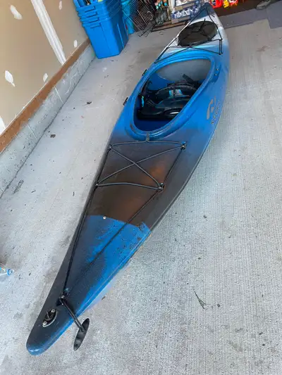 Sit-inside solo kayak. Sturdy, ideal for beginner or intermediate paddlers. Comfortable adjustable s...