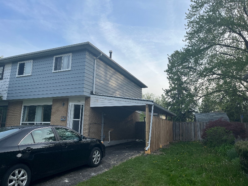 Rent Entire 4bdrm, 2Bath Semi house Don Mills/Steeles North York Long