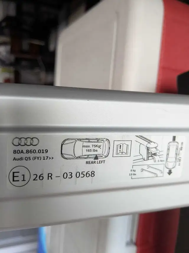 Audi Q5 Genuine Roof Bars for model 2015 and later in Heavy Equipment Parts & Accessories in City of Toronto - Image 4