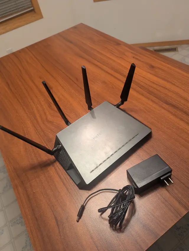 Netgear Nighthawk X4S (R7800) – High-Performance AC2600 Smart Wi630056674790431212