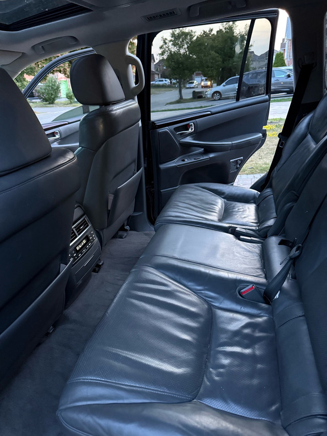 2010 Lexus LX570 in Cars & Trucks in Markham / York Region - Image 4