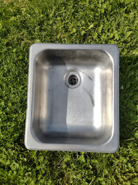 Small Metal Trailer Sink / Good Condition / $50