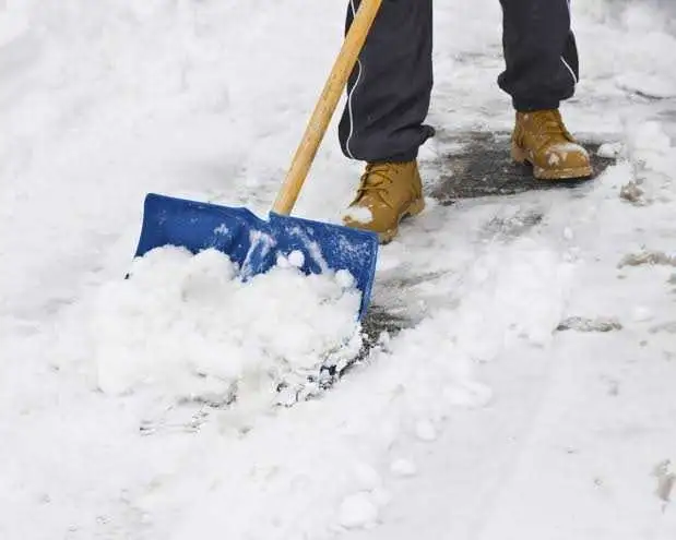 snow removal driveways/roofs64628636330497120