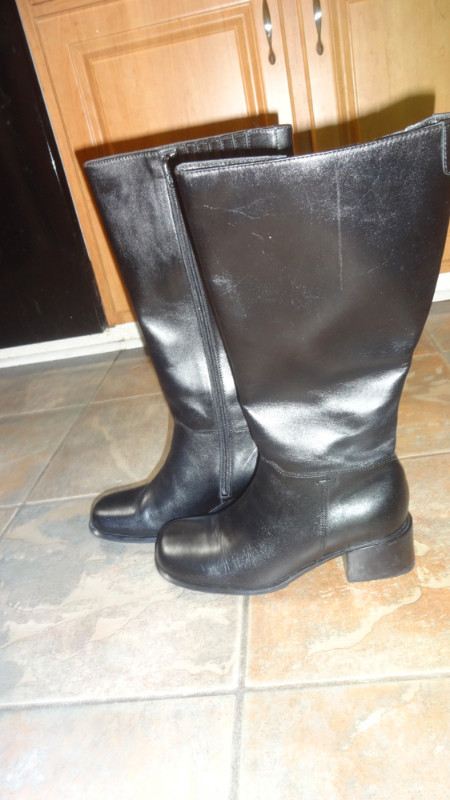 New Black Leather Boots Feet First High Boots Woman Size 8 $200 in Women's - Shoes in Ottawa - Image 3