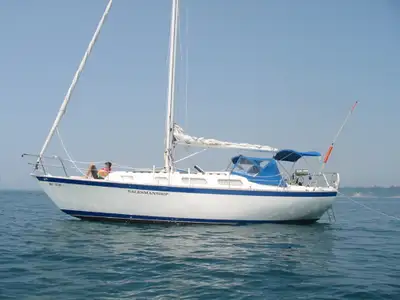 Solid, reliable sailboat, built in Huron Park Ontario. Same owners for 35 years and always in Bayfie...