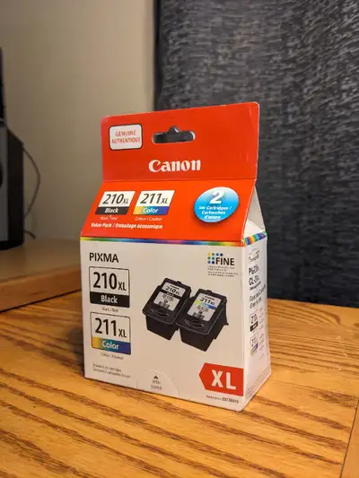 Ensemble de 2 cartouches d'encre CANON PIXMA FINE PG-210XL et CL-211XL Boite neuve, non ouverte, 35$