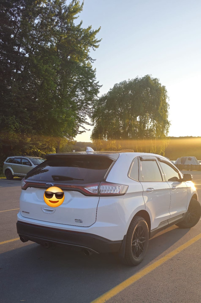 Ford Edge 2018 AWD 2.0 liter Eco Boost 4 Cylinder with Safety in Cars & Trucks in Mississauga / Peel Region - Image 2