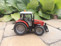 Tracteur jouet Massey-Ferguson