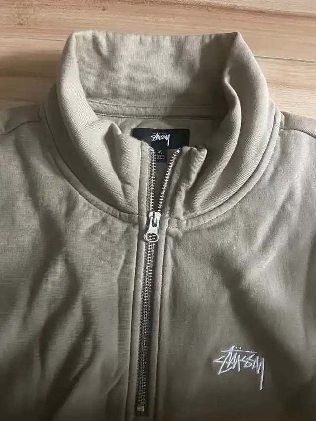pull stussy homme neuf in Men's in Québec City - Image 3