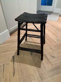 3 counter height barstools