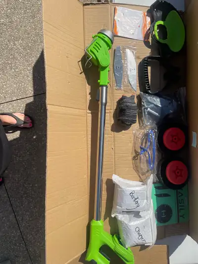 This electric weed wacker/mower is perfect for keeping your lawn tidy with its lightweight design an...