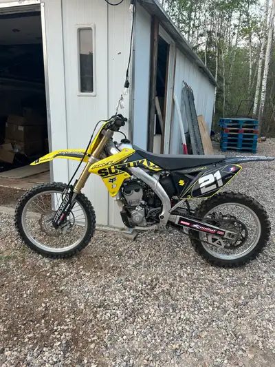Up for sale is my used 2016 Suzuki RMZ 250, a high-performance dirt bike perfect for motocross and o...