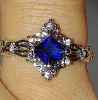 NEW Blue Sapphire & Cubic Zirconia  Costume Ring Size 9