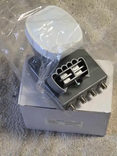 I'm selling a brand new Shaw Direct Triple Satellite Quad Output Switchable xKu LNBF, model Shaw60E-...