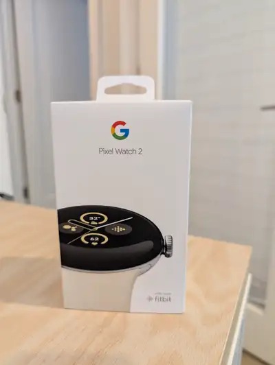 La montre est neuve même pas déballé. C'est un cadeau mais j'ai déjà une Garmin que je préfère au qu...