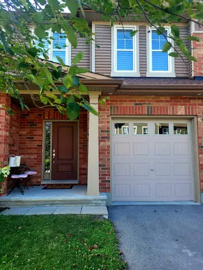 *Come live on Fergus Crescent – you and yours will absolutely love it!* (For private sale by unrepre...