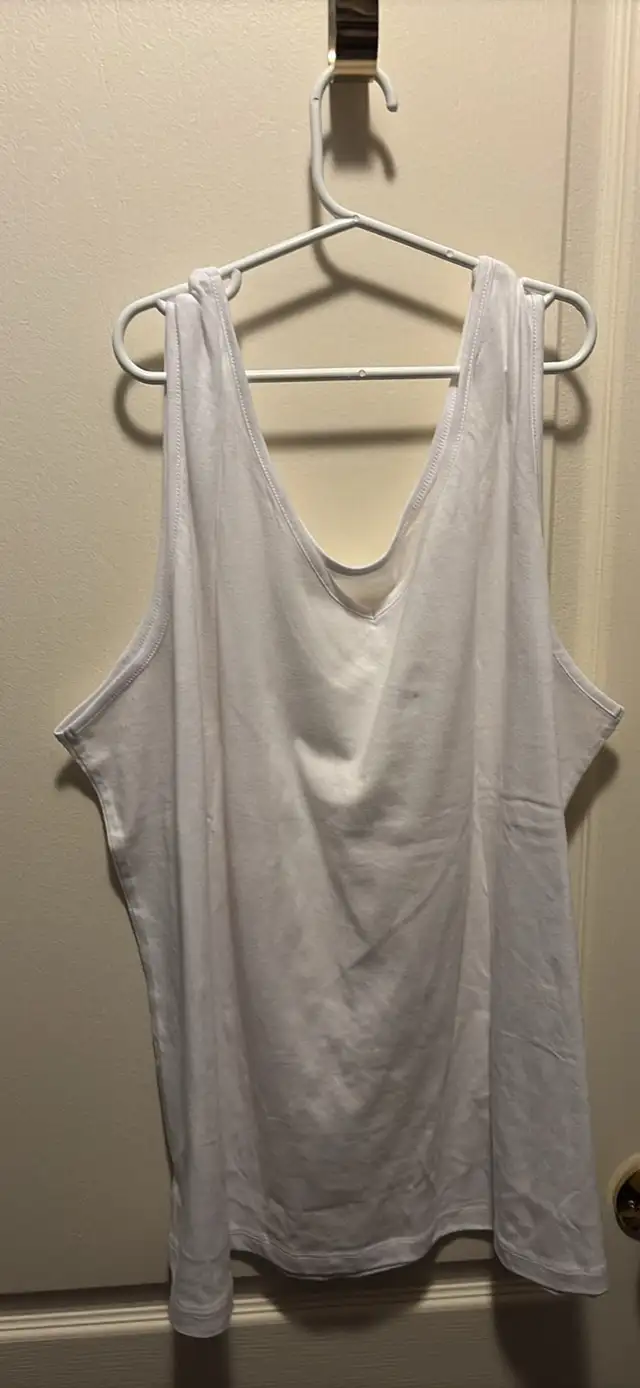 Women’s 2x camisoles sleeveless tops buy more save more in Women's - Tops & Outerwear in Oshawa / Durham Region - Image 10