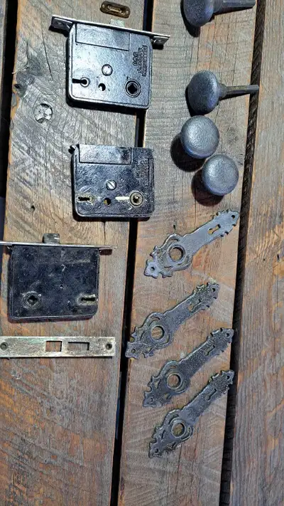 Antique set of Bellvilke Sargent 990 Mortise lock parts, View more