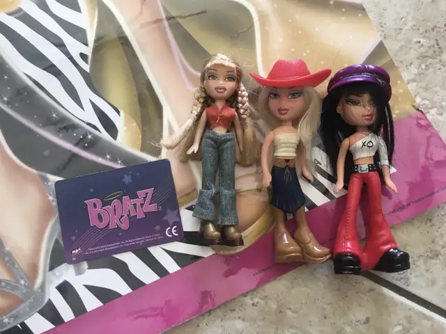 Bratz Lot in Toys & Games in Oshawa / Durham Region - Image 4