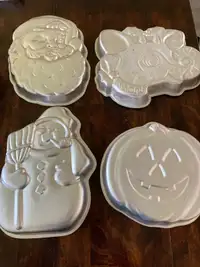 Assorted Holiday Cake Pans