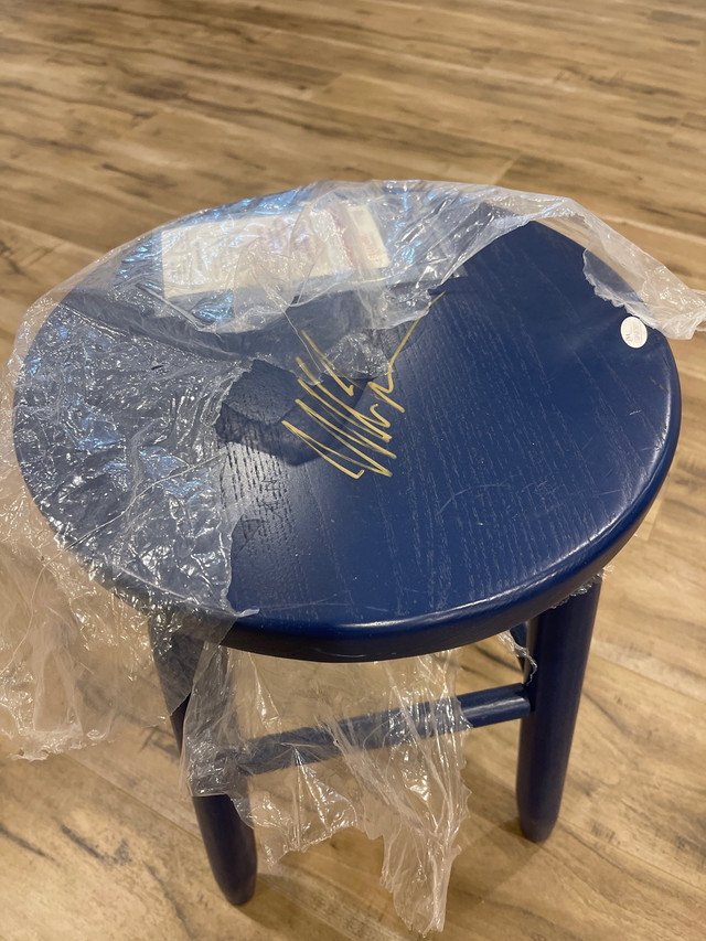 Make tyson stool with gold autographed  in Arts & Collectibles in Markham / York Region