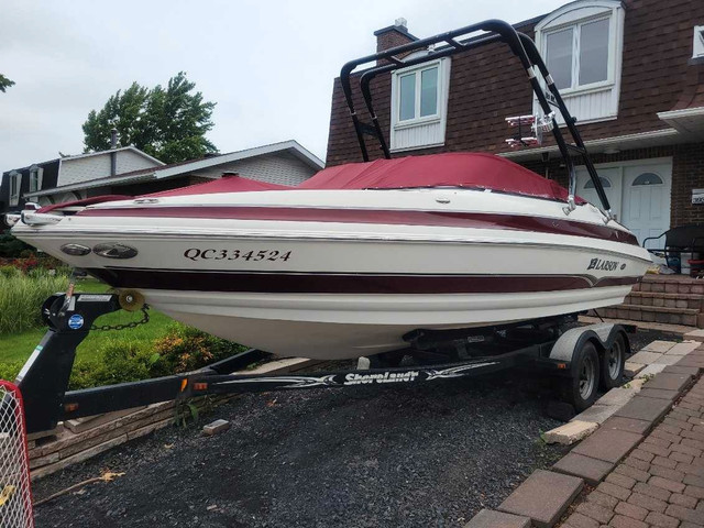 Larson 228lxi 23'  dans Vedettes et bateaux à moteur  à Longueuil/Rive Sud