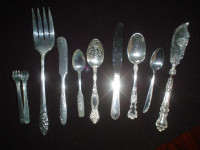 Silverware/cutlery pieces in miscellany.