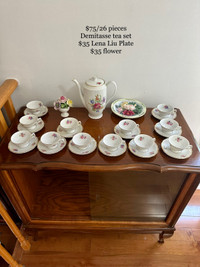 Vintage demitasse floral tea /coffee cups & tea pot 