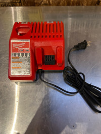 NEW - Milwaukee m18 m12 charger 