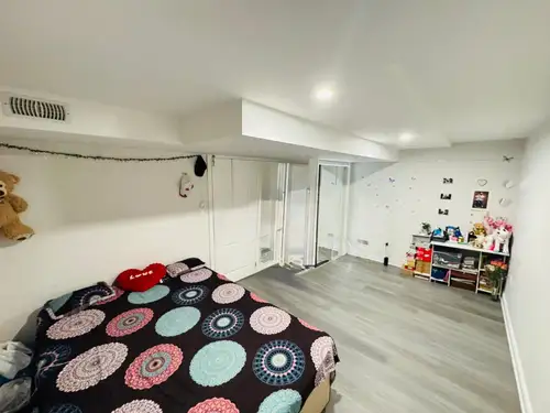 One room available for rent in 3 bedrooms basement and 1 washroom near hurontario and raylawson we a...