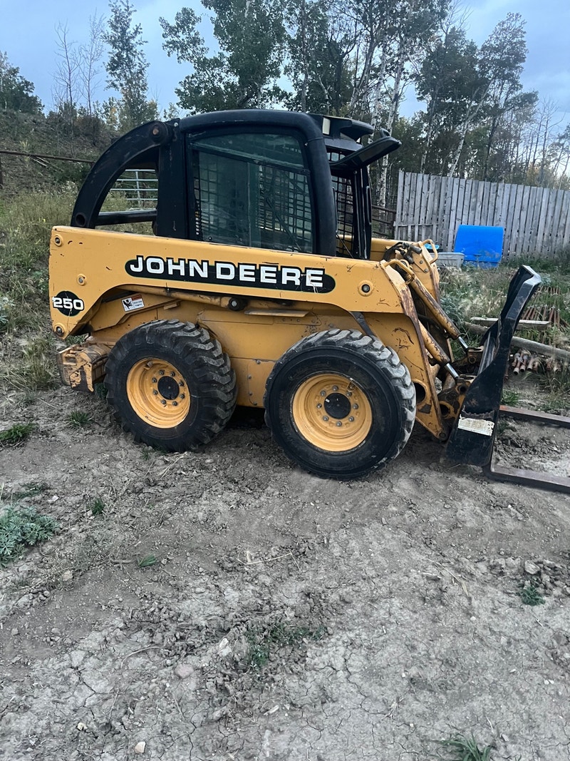 2004 John Deere 250 skid steer Farming Equipment Red Deer Kijiji