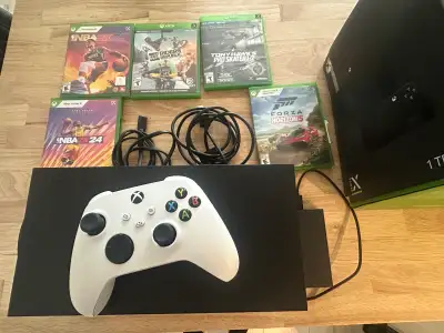 Microsoft Xbox series X avec jeux, View more
