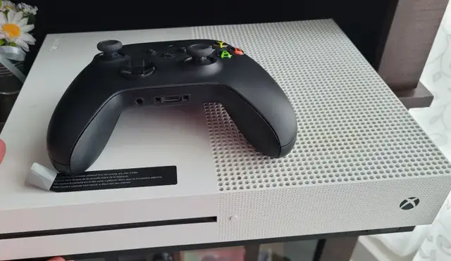 Xbox one S in XBOX One in City of Halifax - Image 3