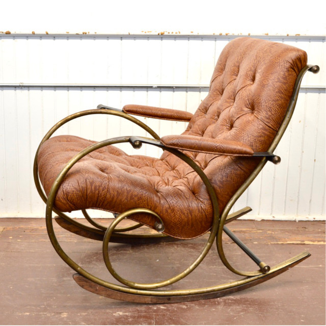Lee Woodward MCM Rocking Chair in Arts & Collectibles in Kingston - Image 2