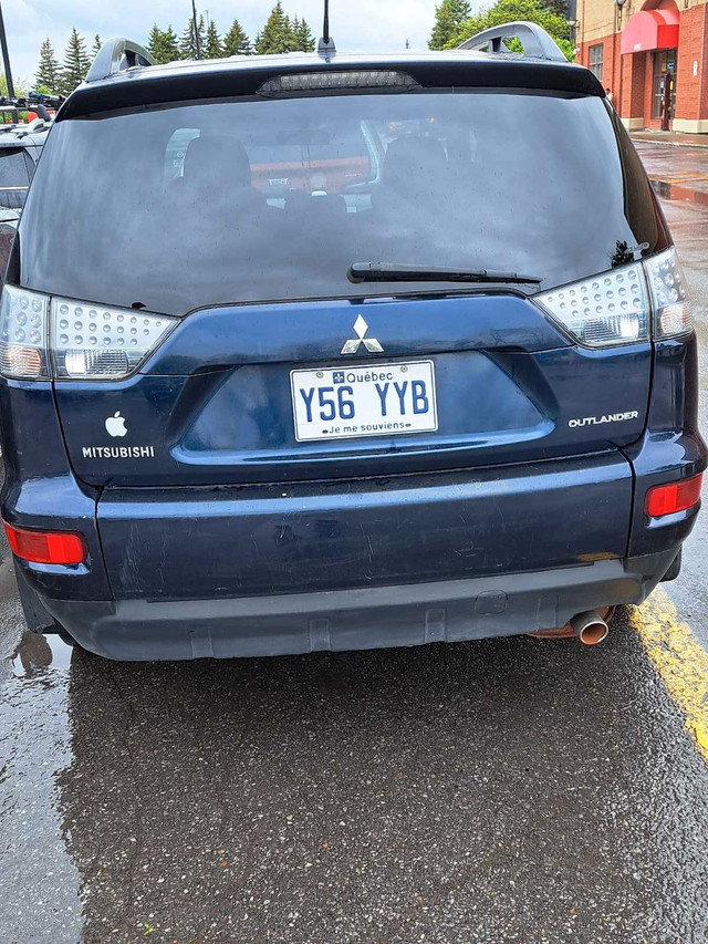 Mitsubishi outlander 2010 dans Autos et camions  à Ville de Montréal - Image 3