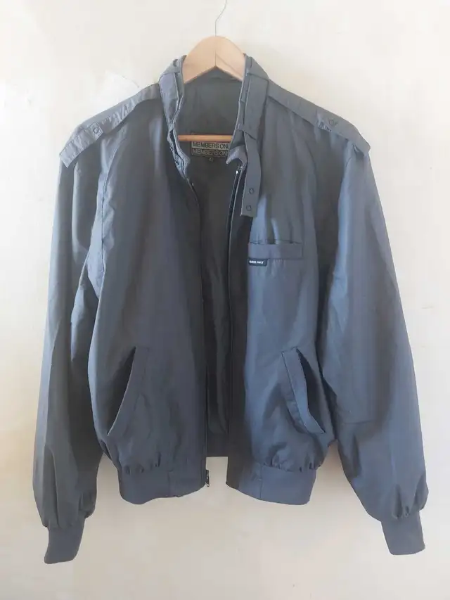 Members Only - 42 (medium) in Men's in City of Toronto - Image 2